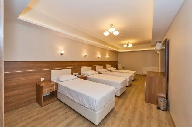 Standard Tek Büyük veya İki Ayrı Yataklı Oda