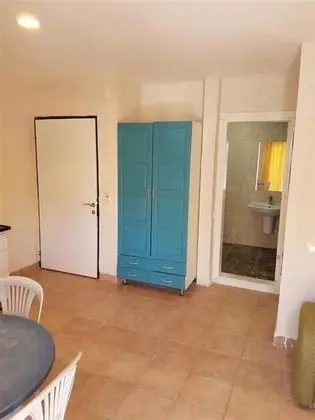 1+1 Apart 4 Kişi, Şehir veya Dağ Manzaralı, Balkonlu