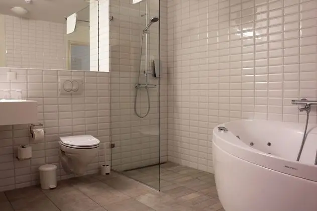 Premium King Room, River View