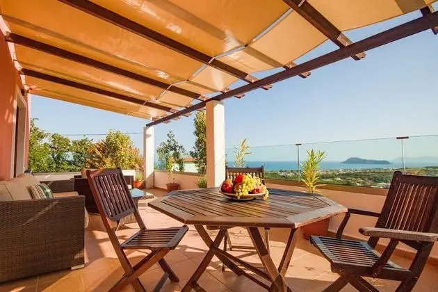 Villa, 5 Yatak Odası, Kişiye Özel Havuzlu