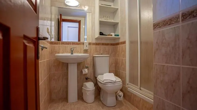 Standart Oda, Deniz ve Bahçe Manzaralı