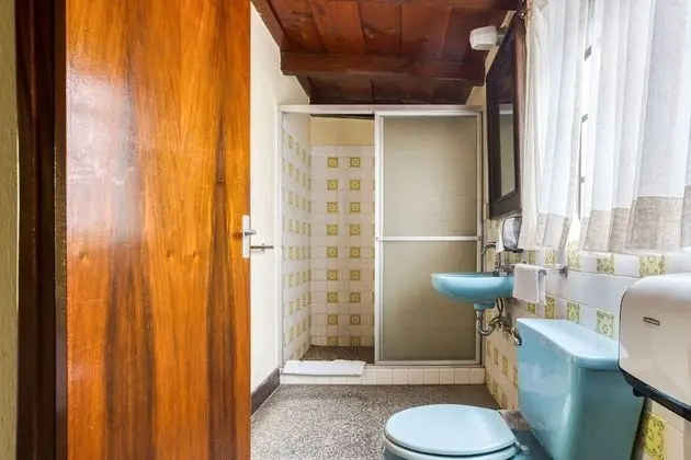 Oda, Ortak Banyo (Small)