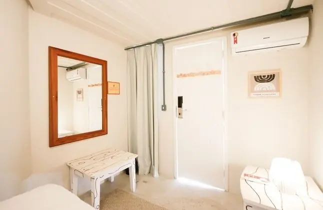 Economy Oda, Ortak Banyo