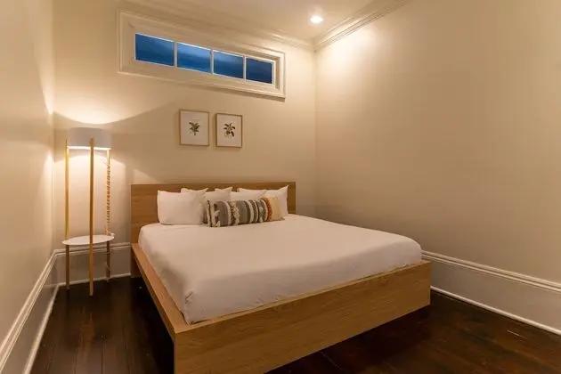 One Bedroom Apartment