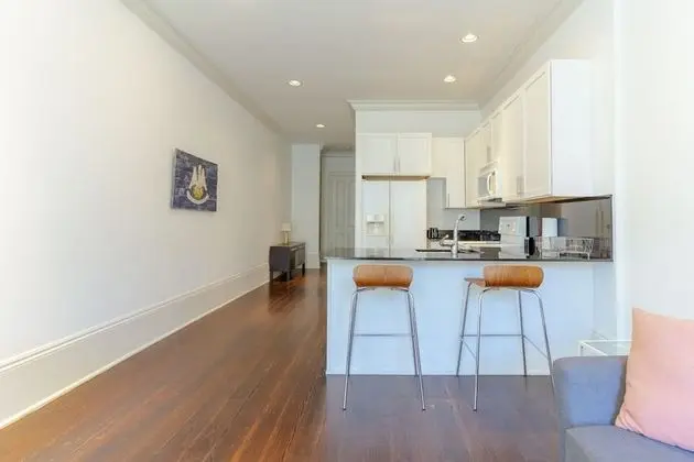 One Bedroom Apartment