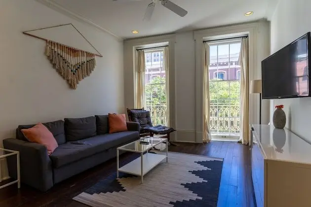 One Bedroom Apartment