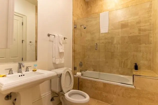 One Bedroom Apartment