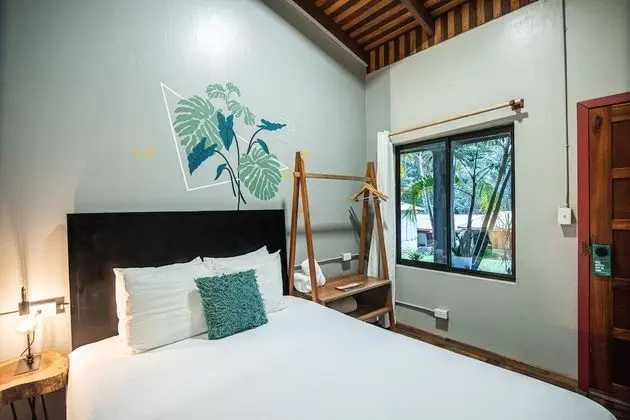 Small Room with Shared Bathroom