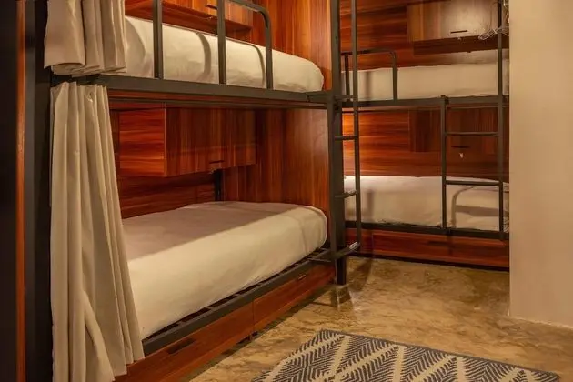 Ortak Ranzalı Oda (Bed in Large Dorm)