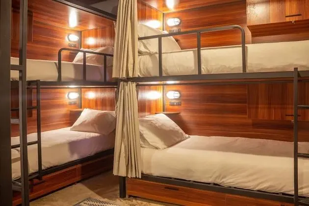 Ortak Ranzalı Oda (Bed in Large Dorm)