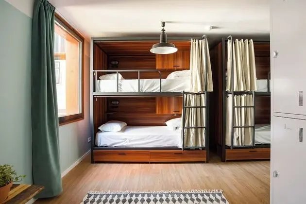 Bed in 10-Bed Mixed Dormitory Room