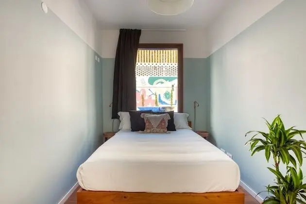 Small Room with shared bathroom