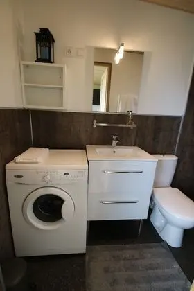 Kır Evi, 1 Büyük (Queen) Boy Yatak ve Çekyat