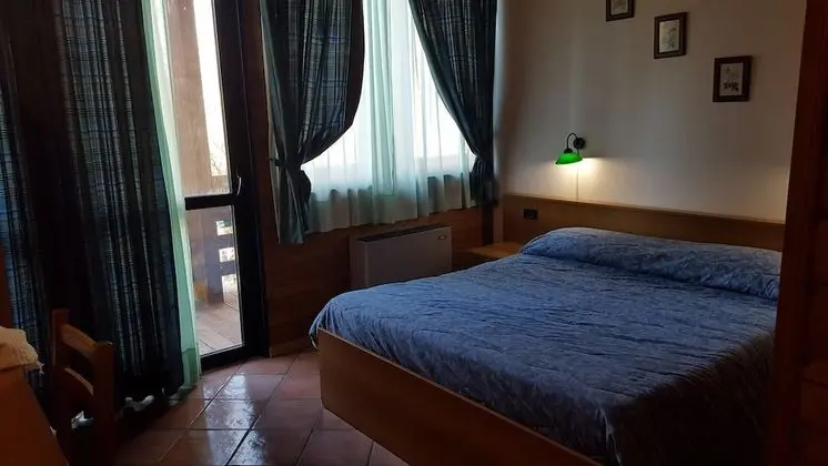 Tek Büyük Yataklı Oda, Sigara İçilmez, Dağ Manzaralı