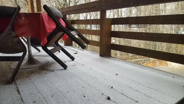 Tek Büyük Yataklı Oda, Sigara İçilmez, Dağ Manzaralı