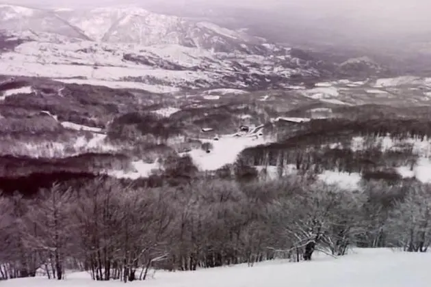 Tek Büyük Yataklı Oda, Sigara İçilmez, Dağ Manzaralı