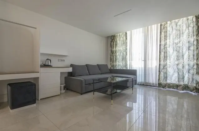 Havuz Bağlantılı Superior Oda