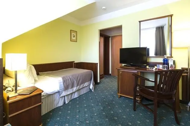 Standard Tek Büyük veya İki Ayrı Yataklı Oda