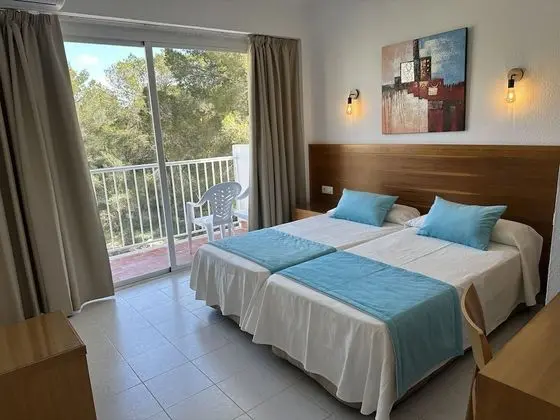 Tek Büyük Yataklı Oda, Balkon