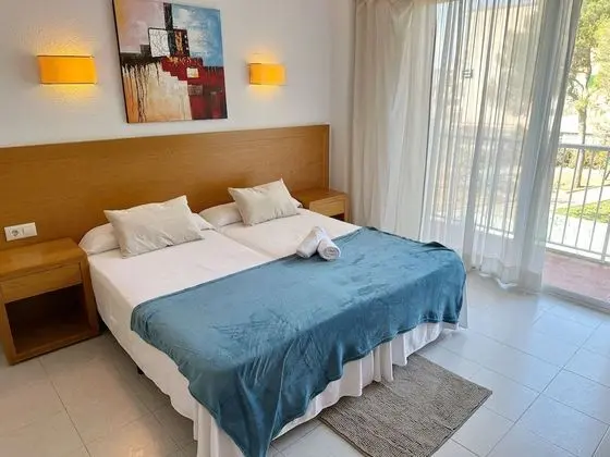 Tek Büyük Yataklı Oda, Balkon