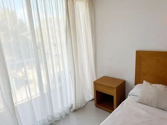 Üç Kişilik Oda, Balkon