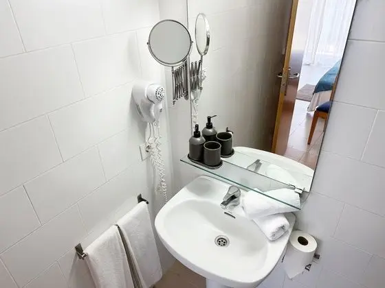 Üç Kişilik Oda, Balkon