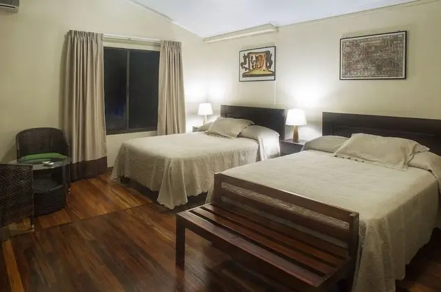 Standard Oda, 2 Çift Kişilik Yatak (River Room)
