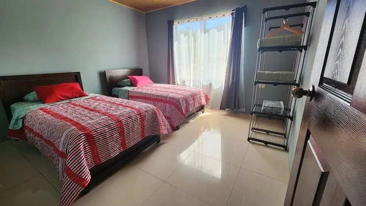 Standard Kır Evi