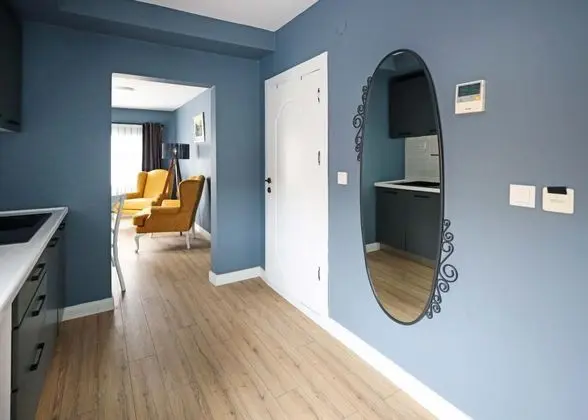 Penthouse, Kara veya Kısmi Deniz Manzaralı, Teraslı