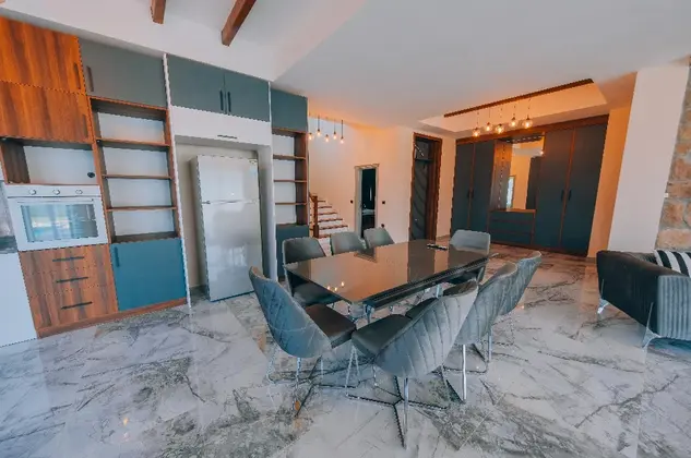 Özel Isıtmalı Havuzlu Villa