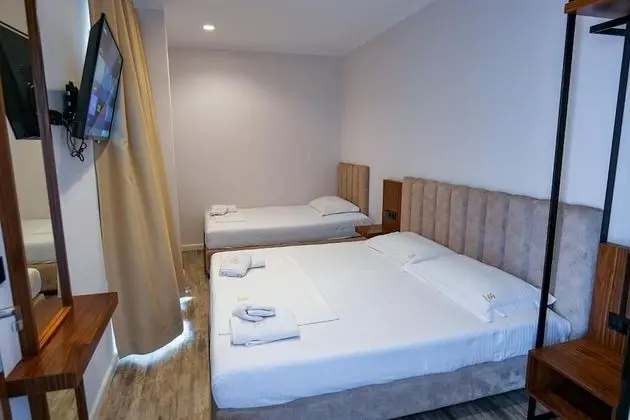 Üç Kişilik Oda, Balkon