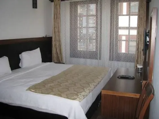 Standart Oda, Şehir Manzaralı