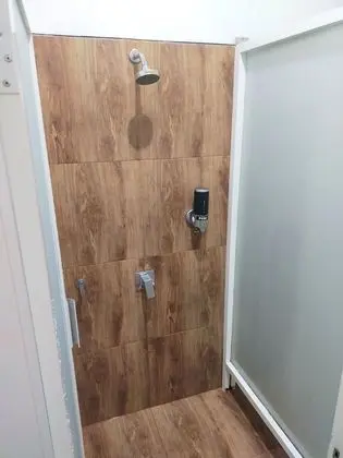 Economy Oda, Karma Ranzalı Oda, Sigara İçilmez, Ortak Banyo