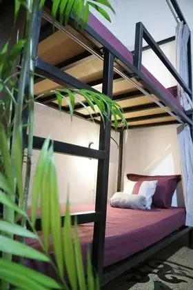 Economy Oda, Sadece kadınlar için, Sigara İçilmez, Ortak Banyo