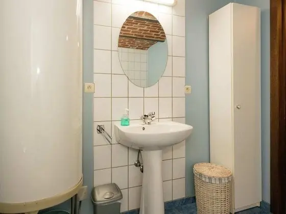 Ev