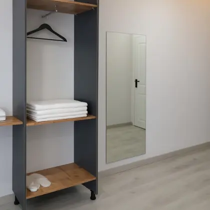 İki Ayrı Yataklı Oda, Sokak Manzaralı