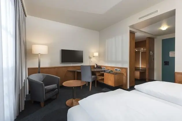 Superior Tek Büyük Yataklı Oda