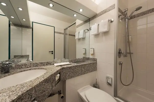 Superior Tek Büyük Yataklı Oda