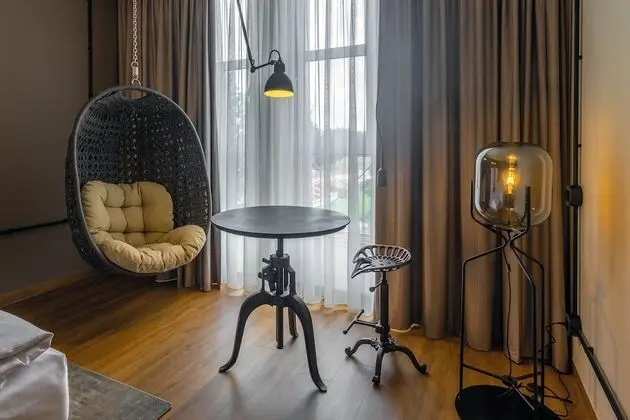 Standard Tek Büyük Yataklı Oda