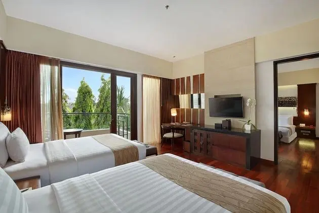 Garden Twin Room (Independent Building across the street)