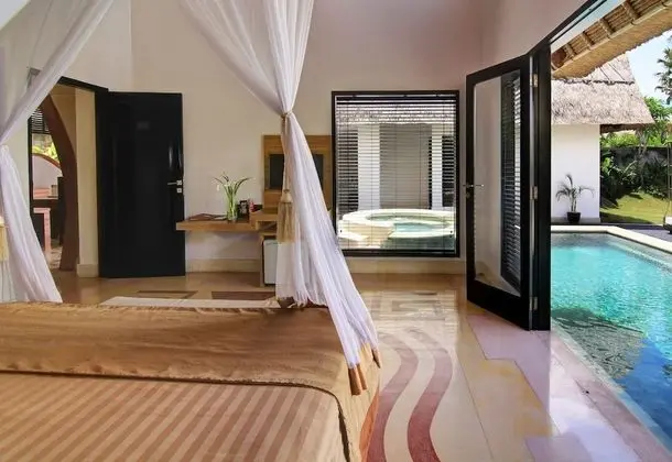 Executive Villa (2BR)
