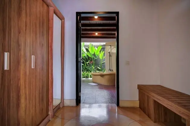 Executive Villa (2BR)