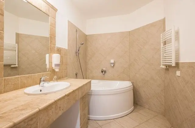 Deluxe Tek Büyük Yataklı Oda, Balkon