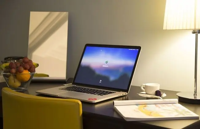 Luxury Tek Büyük Yataklı Oda