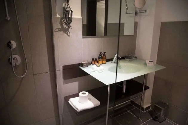 Luxury Tek Büyük Yataklı Oda