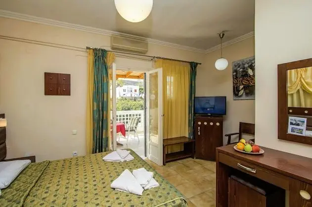 Deluxe Üç Kişilik Oda
