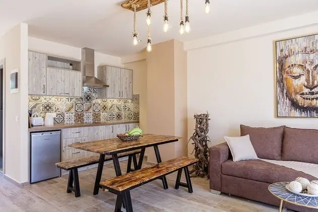 Semiso Beach Suites - Apartment 1