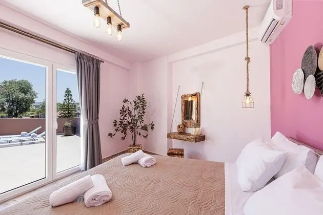Semiso Beach Suites - Apartment 1