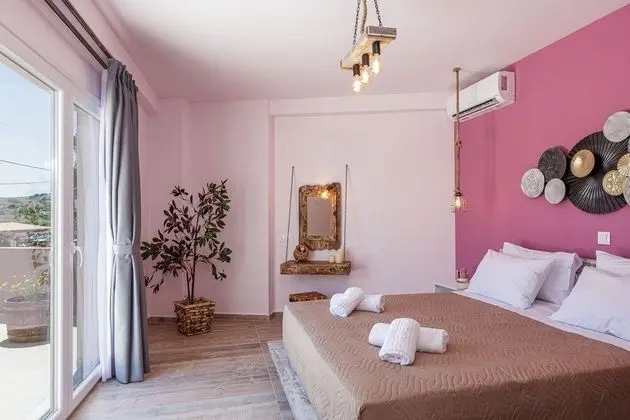 Semiso Beach Suites - Apartment 1