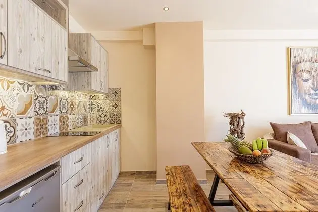 Semiso Beach Suites - Apartment 1